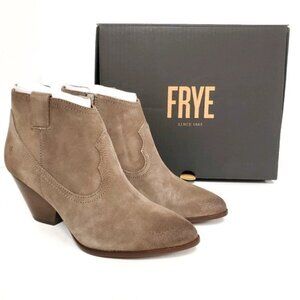 NEW FRYE REINA BOOTIE:TAUPE SUEDE ANKLE BOOTS‎